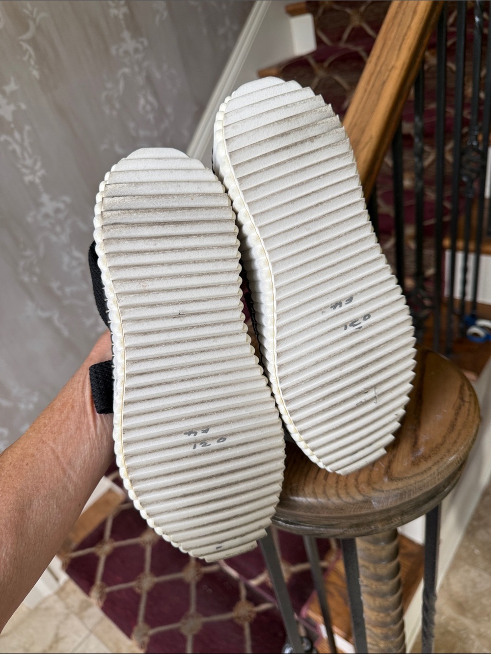 STEVE MADDEN SHELLI sandal, excellent condition size 7 1/2 - Picture 12 of 12